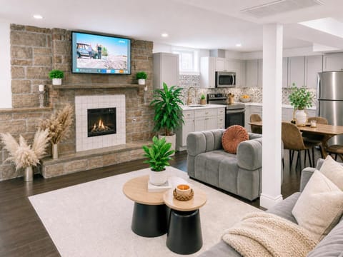 TV and multimedia, Living room, Seating area