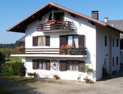 Haus Strobl Apartment in Salzburgerland