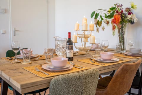 Nora Waterview Apartment in Breda