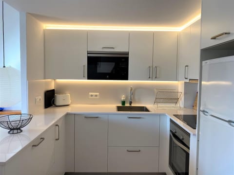 SAGUARDA - Apartamento luminoso con terraza Apartment in Cadaqués