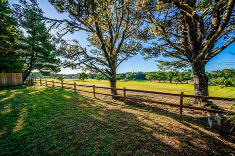 Beaches and Greens Guesthouse House in Waldport
