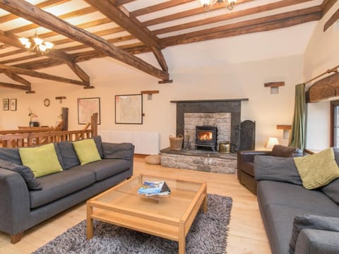 Riven Oak House in England