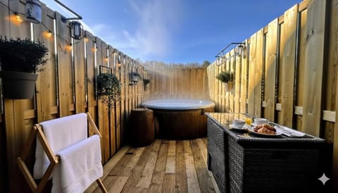 Patio, Hot Tub