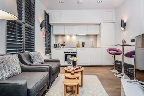 Kitchen or kitchenette, Living room, Dining area