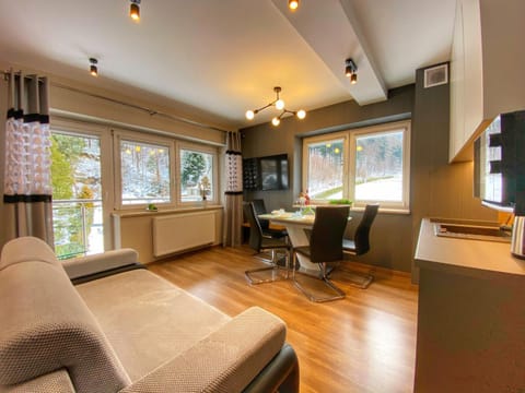 Kitchen or kitchenette, Living room, Dining area