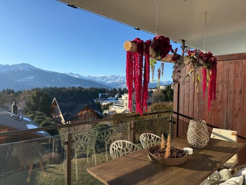 Window on Crans Montana, Appartement avec vue sur les Alpes House in Crans-Montana