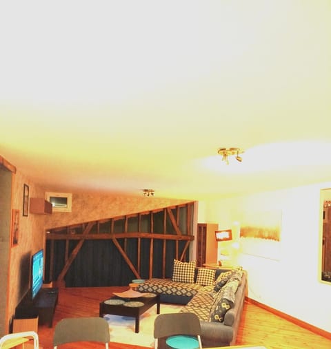 CHEZ CELINE en campagne Vacation rental in Wallonia, Belgium