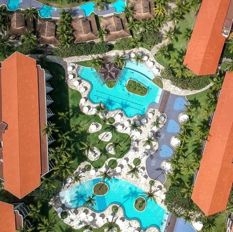 Bird's eye view, Swimming pool
