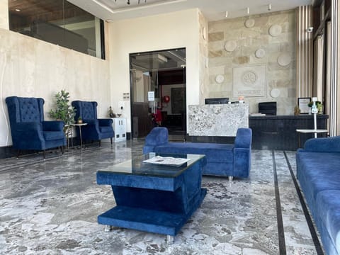 Lobby or reception, Seating area