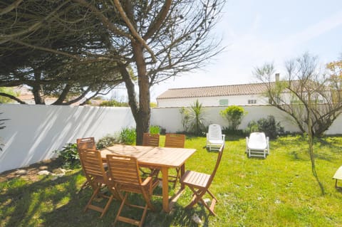 Patio, Garden, Balcony/Terrace, Garden view