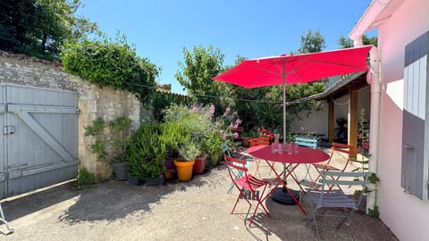 Garden, Garden, Balcony/Terrace, Garden view