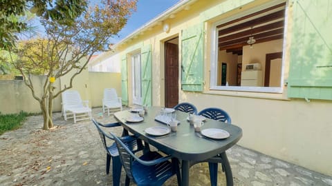 Patio, View (from property/room), Balcony/Terrace, Balcony/Terrace, Dining area