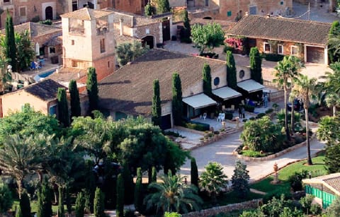 Off site, Bird's eye view, Area and facilities