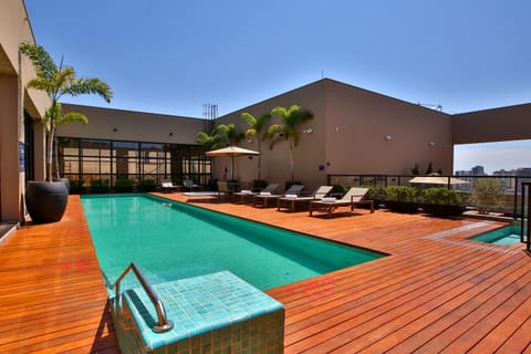 Swimming pool, Swimming pool