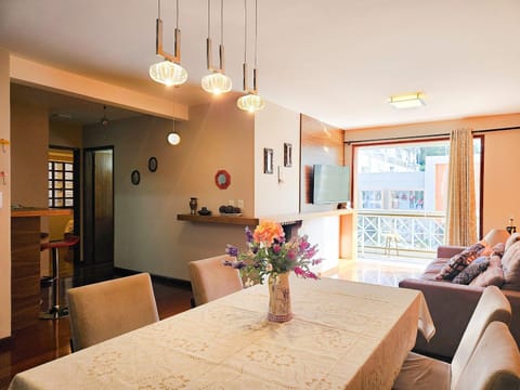 TV and multimedia, Living room, Dining area