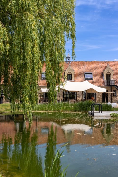 Property building, Garden