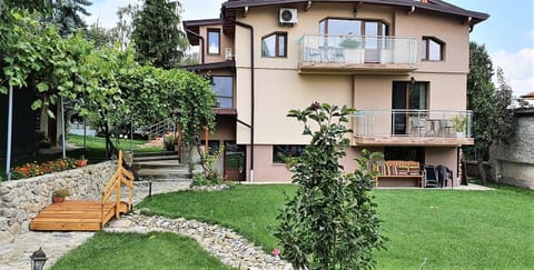 Property building, Garden