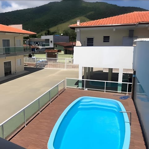 Facade/entrance, Swimming pool