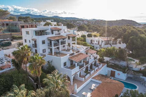 Property building, Bird's eye view, City view