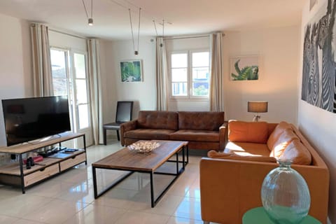 Bright Flat In The Heart Of Saint Tropez Apartment in Saint-Tropez