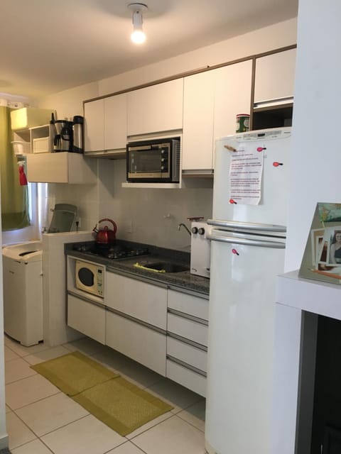 Kitchen or kitchenette, Communal kitchen