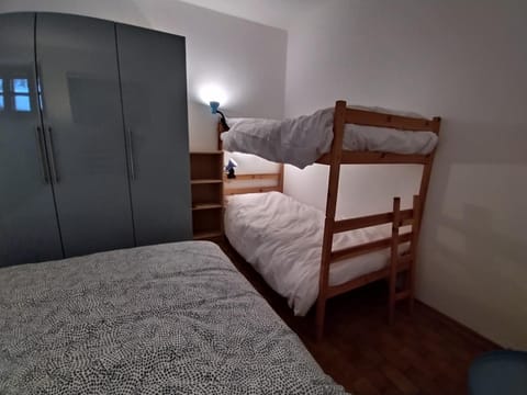 PARK SIDE Apartment Apartment in Province of Brescia