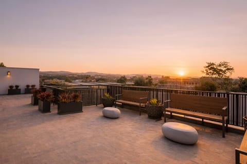 Property building, Patio, View (from property/room), Balcony/Terrace, Mountain view, Sunset