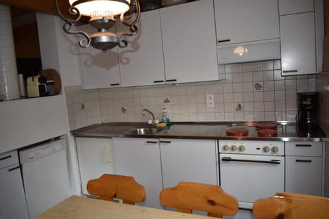 Las Bargias 5 402 Mi House in Lantsch/Lenz