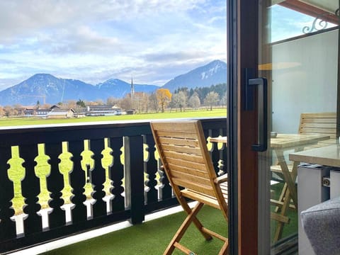 Sonnhof Apartments Tegernsee - zentral und perfekt für Urlaub & Arbeit Apartment in Tegernsee
