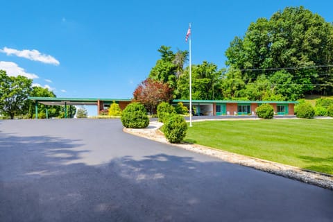 Alpine Motel Motel in Abingdon