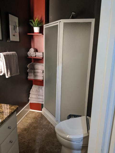 Koreana in Decorah Apartment in Decorah