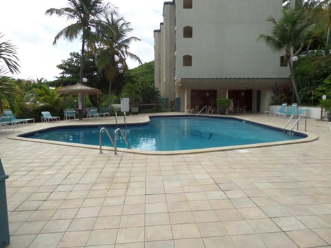 Property building, Swimming pool, Swimming pool
