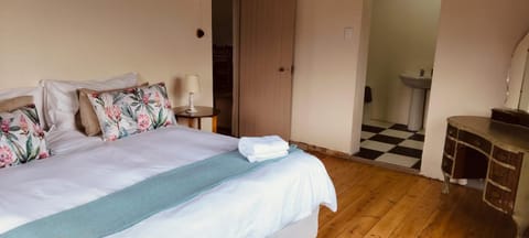 Scheepers Rust Guest Farmhouse Campground/ 
RV Resort in Western Cape