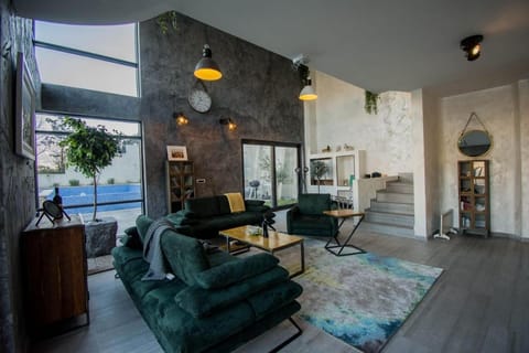 Living room, Lounge or bar, Seating area