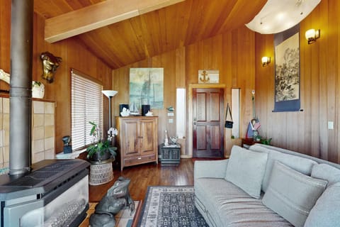 Nature's Paradise House in Gualala