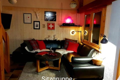 Chalet BANULARA Platz für 14 Personen auf drei Etagen House in Canton of Valais