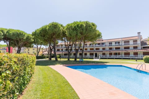 Natural landscape, Garden view, Swimming pool