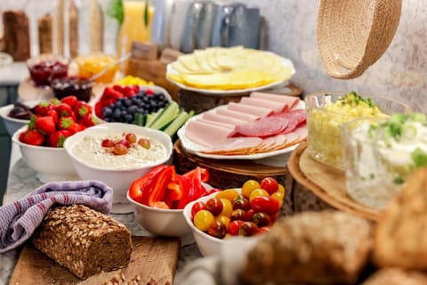 Breakfast, Buffet breakfast