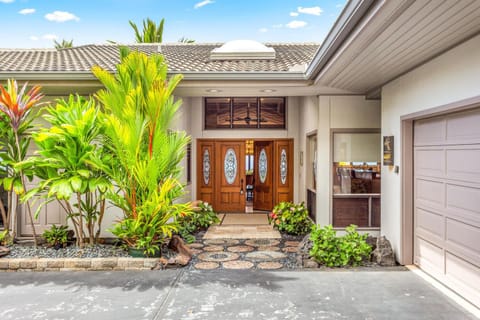 Keauhou Luxury Estate by Casago Kona - Simply Delicious - Private Pool House in Honalo