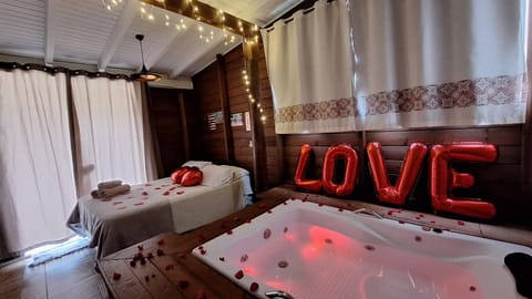 Hot Tub, Bedroom