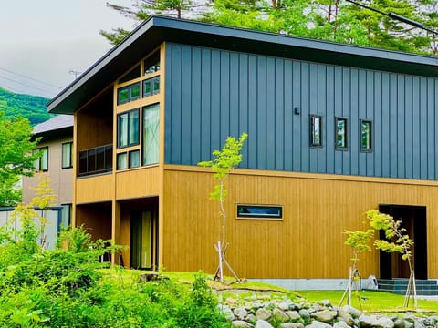 Property building, Summer