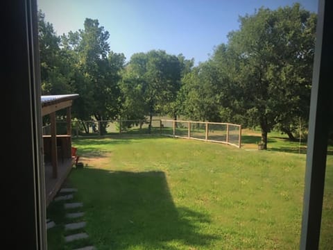 Natural landscape, Activities, Canoeing, Hiking, Pets, River view