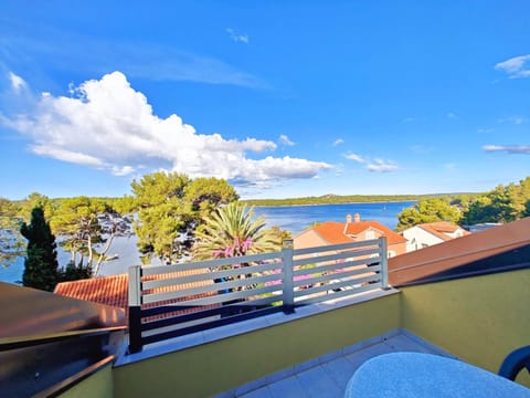 Day, Natural landscape, Summer, View (from property/room), Balcony/Terrace, Seating area, Sea view
