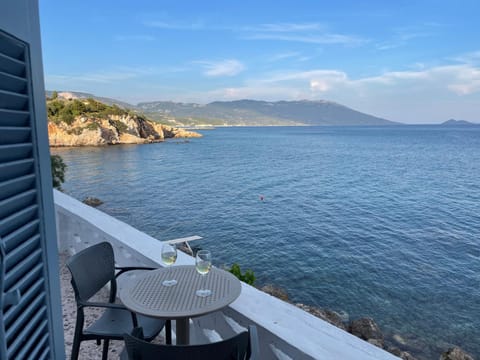 Chrisopetro Rooms Bed and Breakfast in Samos, Greece
