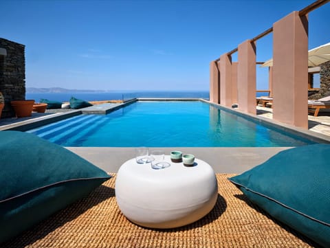 View (from property/room), Swimming pool, Swimming pool