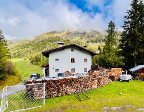 Schmirnhaus House in Trentino-South Tyrol