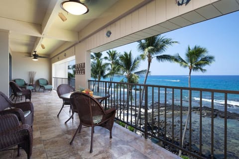 Kona Bali Kai #419 by Casago Kona House in Holualoa