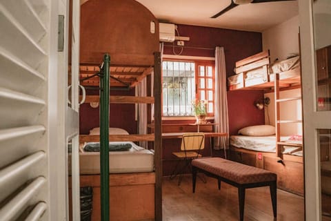 Bedroom, bunk bed, air conditioner