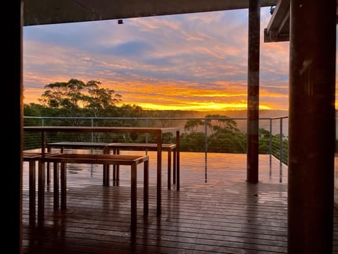 Patio, Natural landscape, Winter, View (from property/room), Balcony/Terrace, Dining area, Mountain view, Sunset