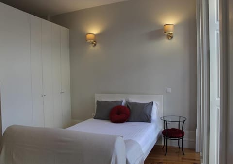 Bed, Photo of the whole room, Decorative detail, Bedroom